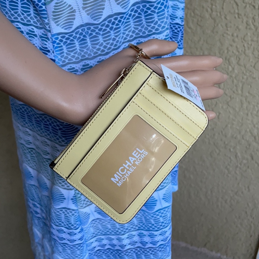 Michael Kors Small TZ Coinpouch with ID - Picture 8 of 16